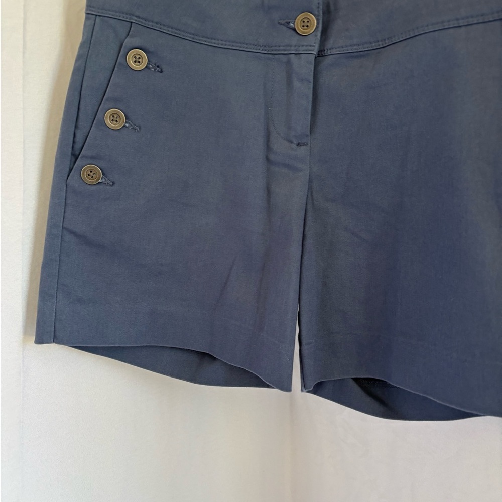 Isaac Mizrahi Blue/Grey Shorts Women’s Size 4 with Nautical Flair